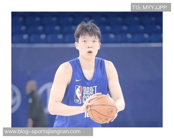 杨瀚森谈投篮失误原因称手感波动与腿部状态良好有关