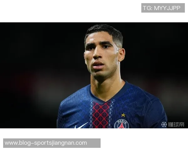 阿什拉夫上半场双响助巴黎领先两球展现边后卫实力 阿什拉夫上半场双响助巴黎领先两球展现边后卫实力